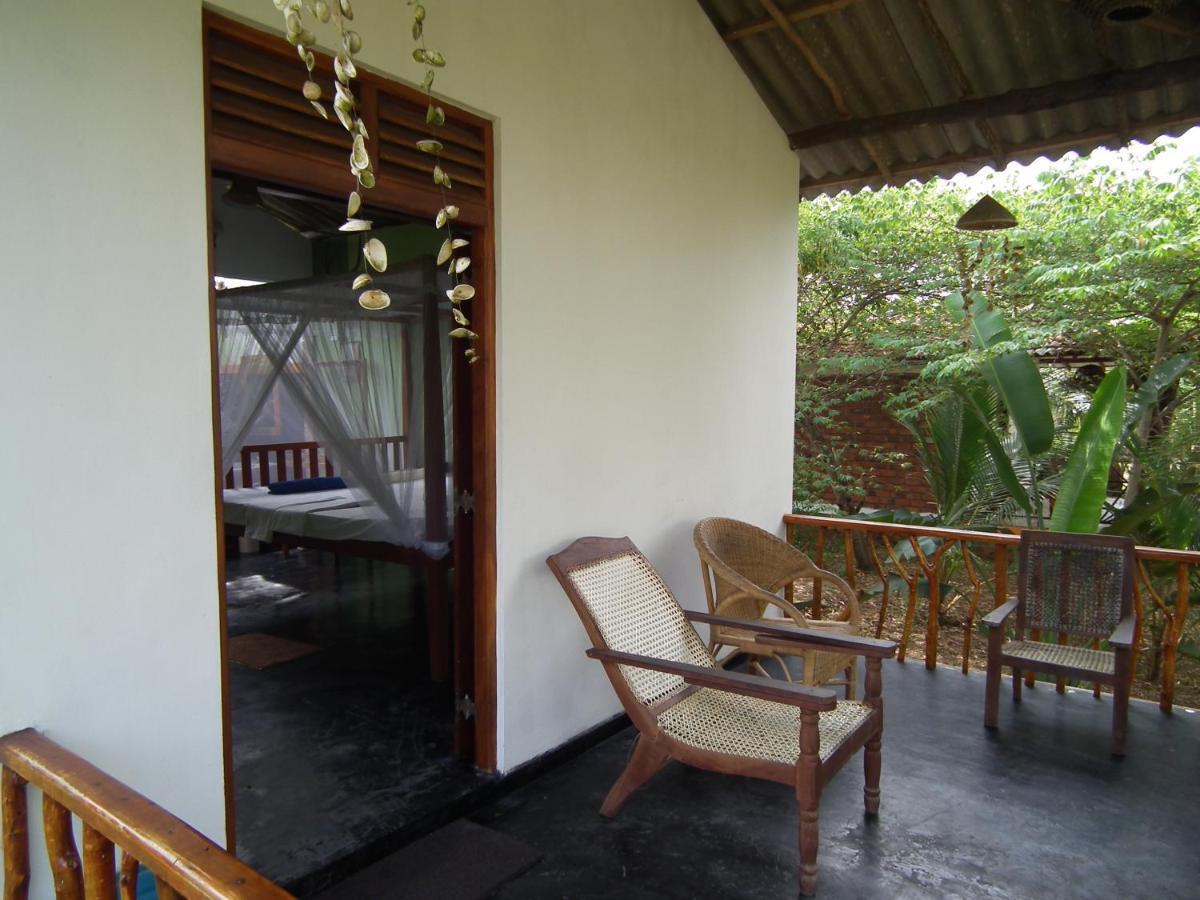 Coconut Island Villa Tangalle Esterno foto