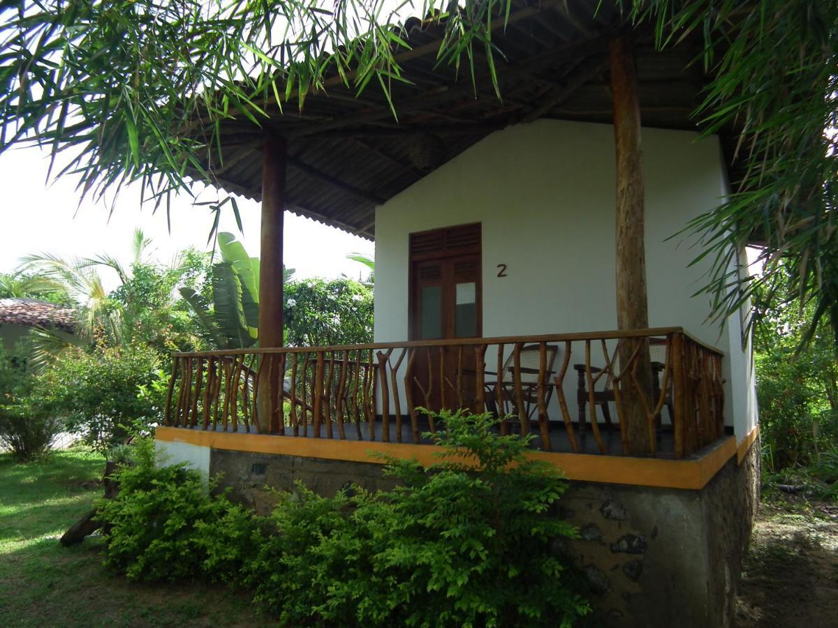 Coconut Island Villa Tangalle Esterno foto