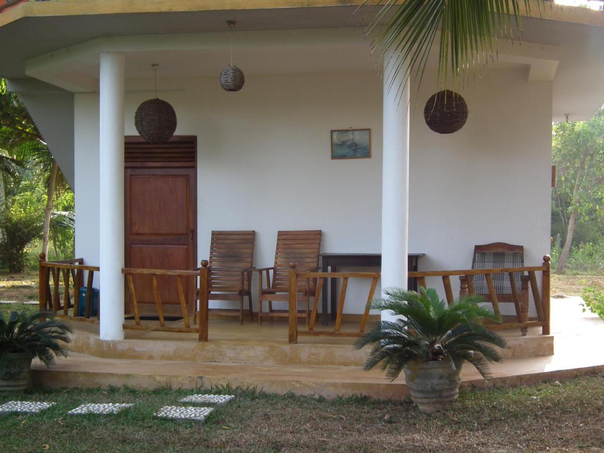 Coconut Island Villa Tangalle Esterno foto